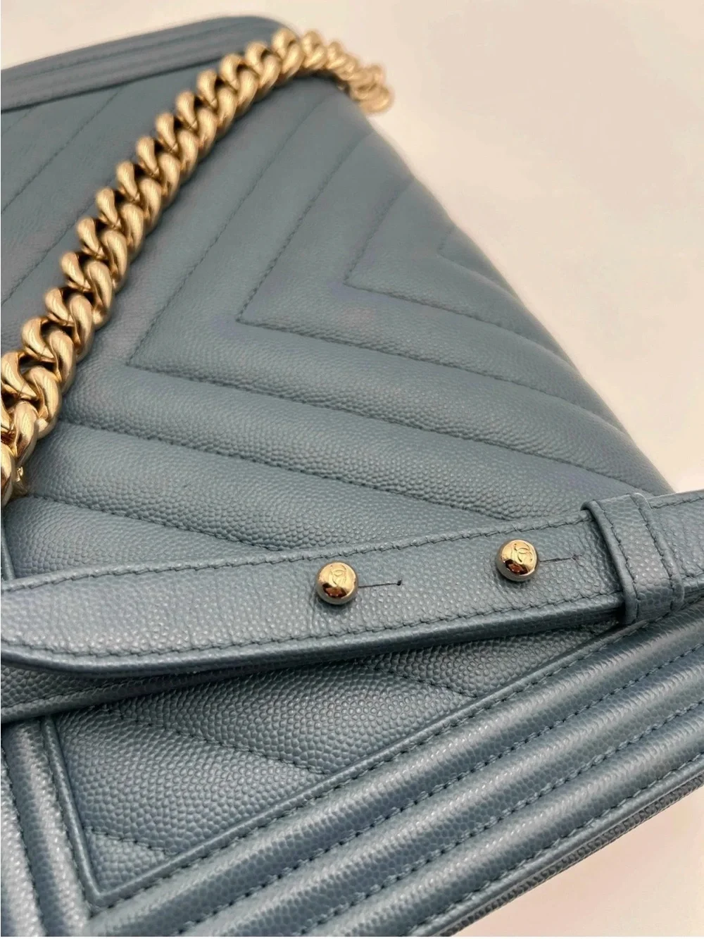 CHANEL Teal Chevron Shoulder Bag with Gold Chain